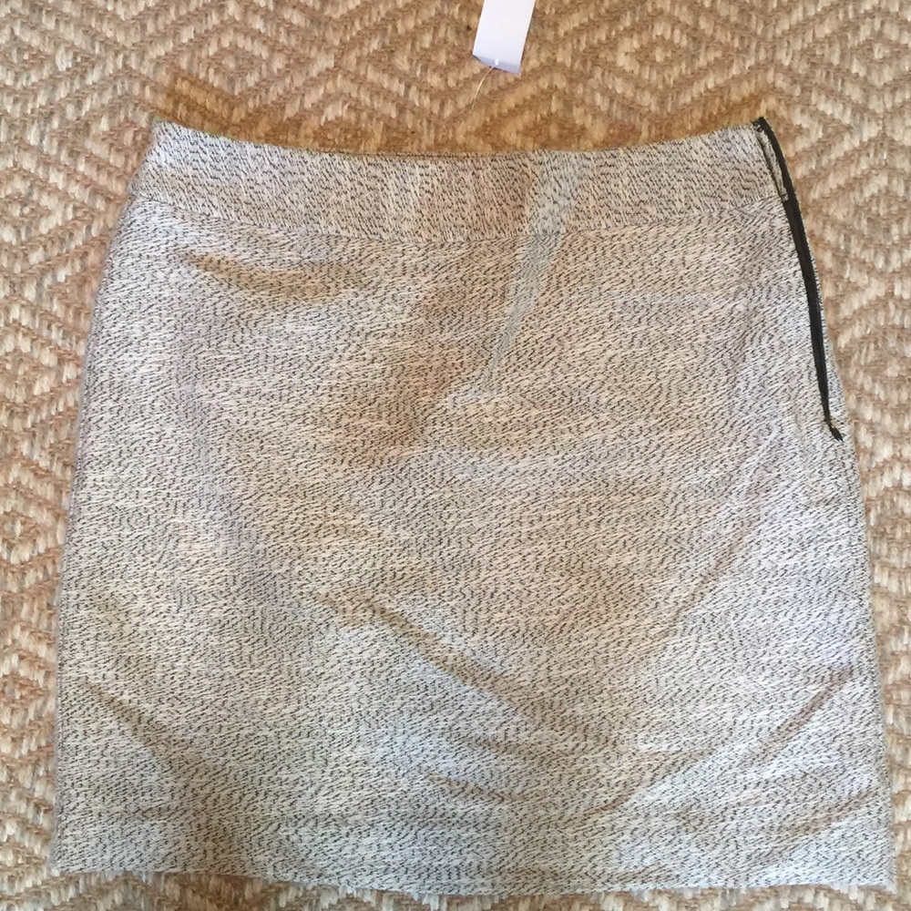 Loft skirt